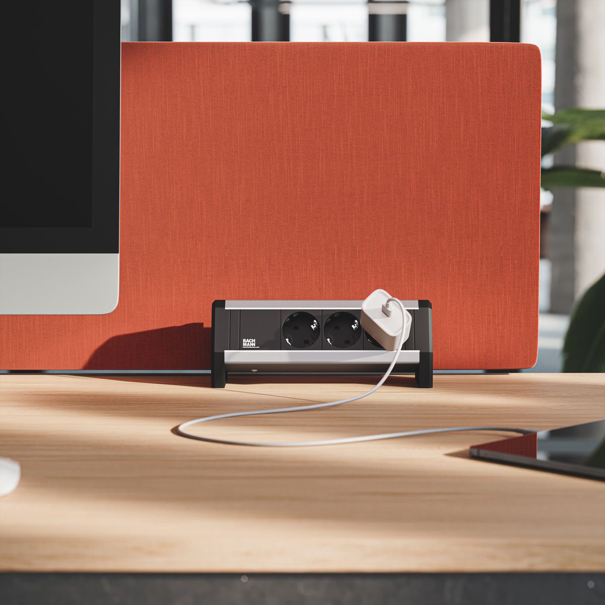 BACHMANN DESK stekkerdoos 3x geaard stopcontact