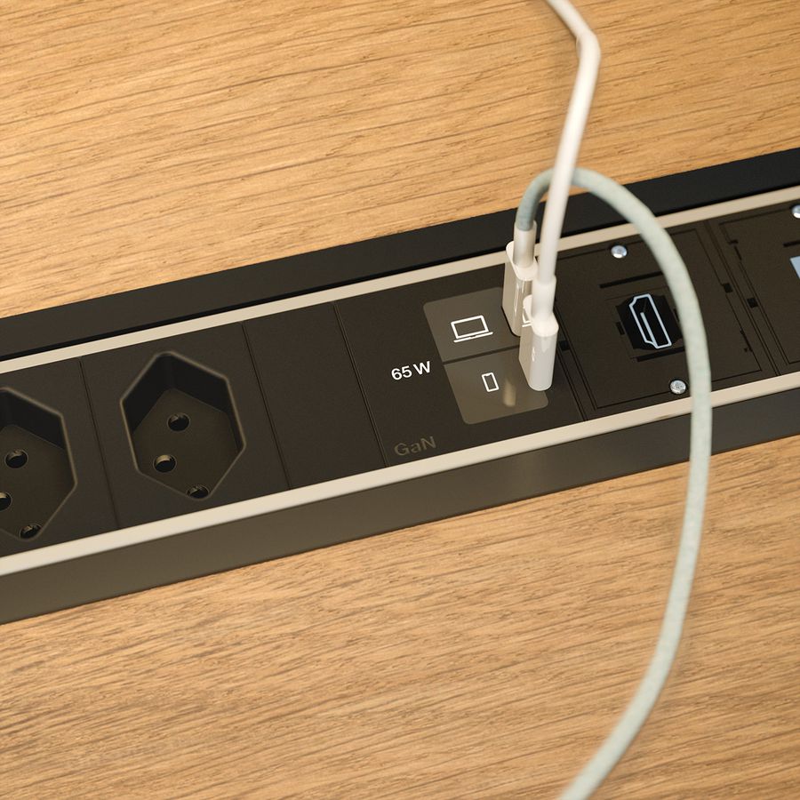 BACHMANN POWER FRAME L 3xCH 0°, 1xUSB C/C 65W 2xCM L=0.2m