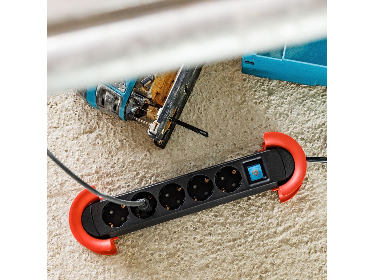 BACHMANN HOOK Indoor 5x earthing contact, plastic, with switch, 5 m