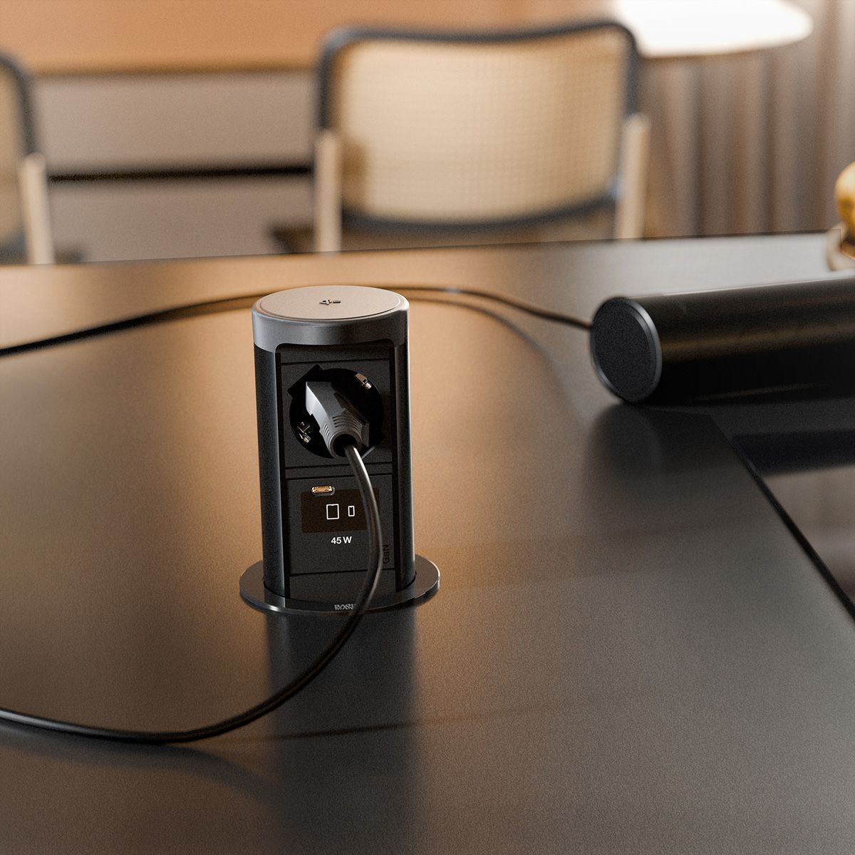 BACHMANN ELEVATOR2 1xP40 1xUSB C, Wireless Charger 15W RAL9005 2.0 m AEH