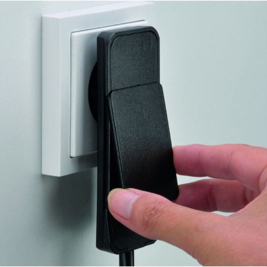 BACHMANN SMART PLUG earthing contact mounting plug, black