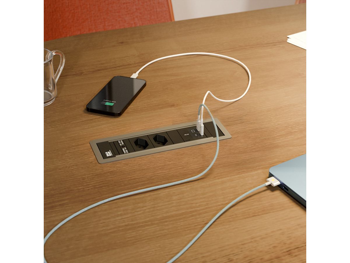 BACHMANN POWER FRAME S 2xCH 0°, 1xUSB C/C 45W L=0.2m