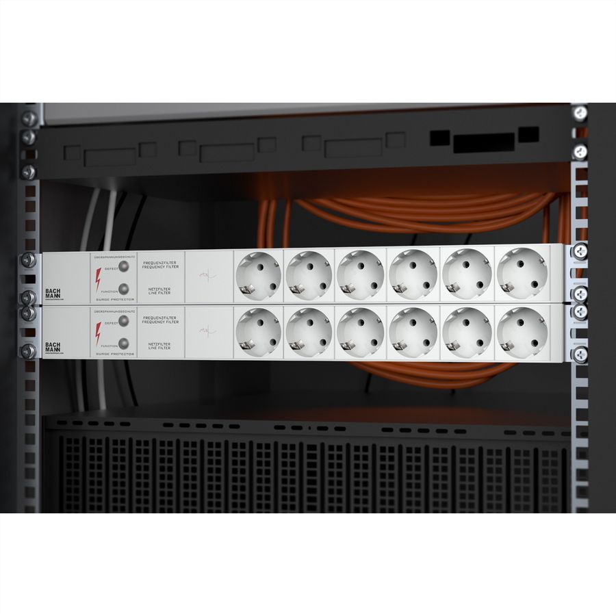 BACHMANN 19" socket strip 6-way with GVS without switch