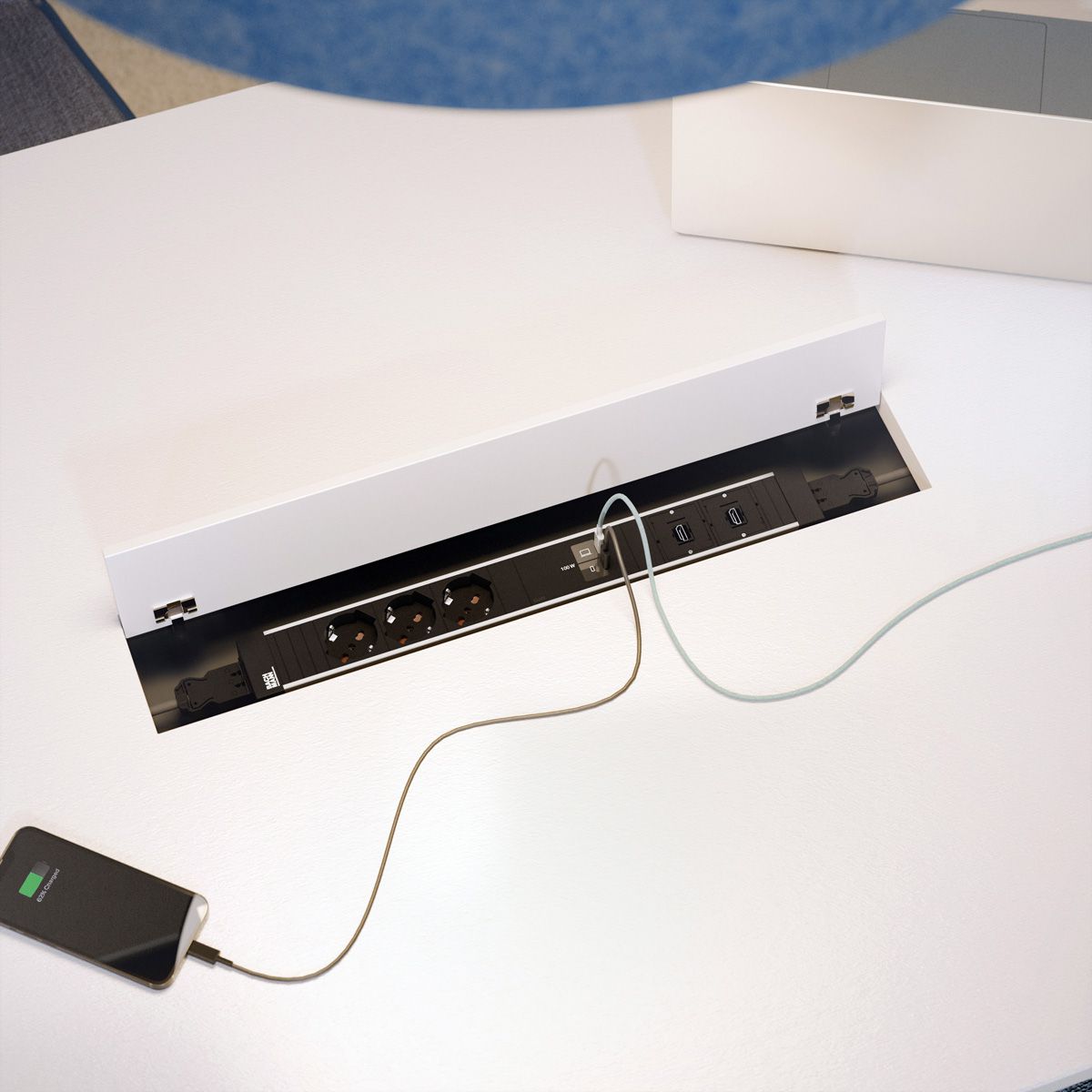 BACHMANN CONFERENCEF XL 3xP40, 1xUSB C/C 100W 2xCM