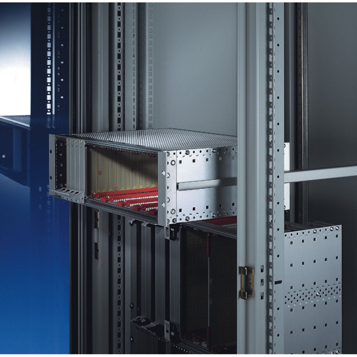 SCHROFF C-profiel-adapter voor moduledragers gemonteerd in kasten, 295 mm