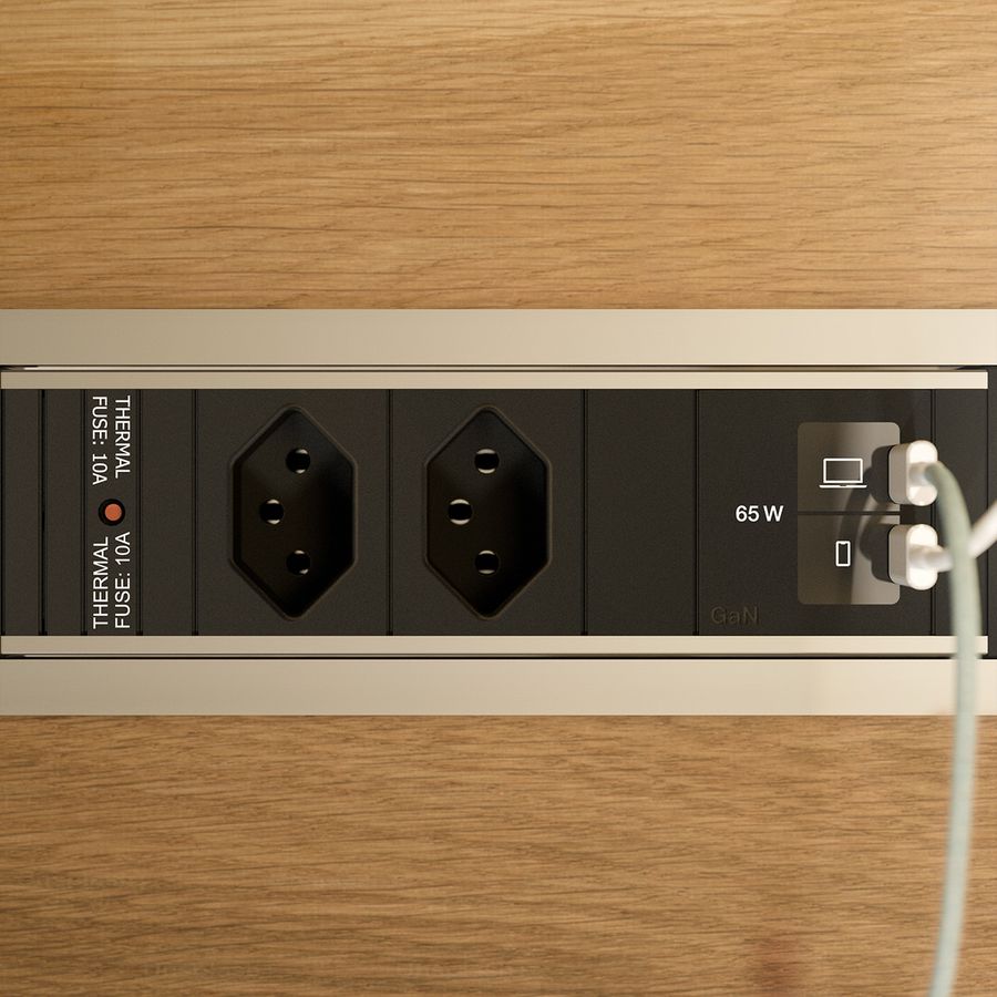 BACHMANN POWER FRAME S 2xCH 0°, 1xUSB C/C 65W L=0,2m
