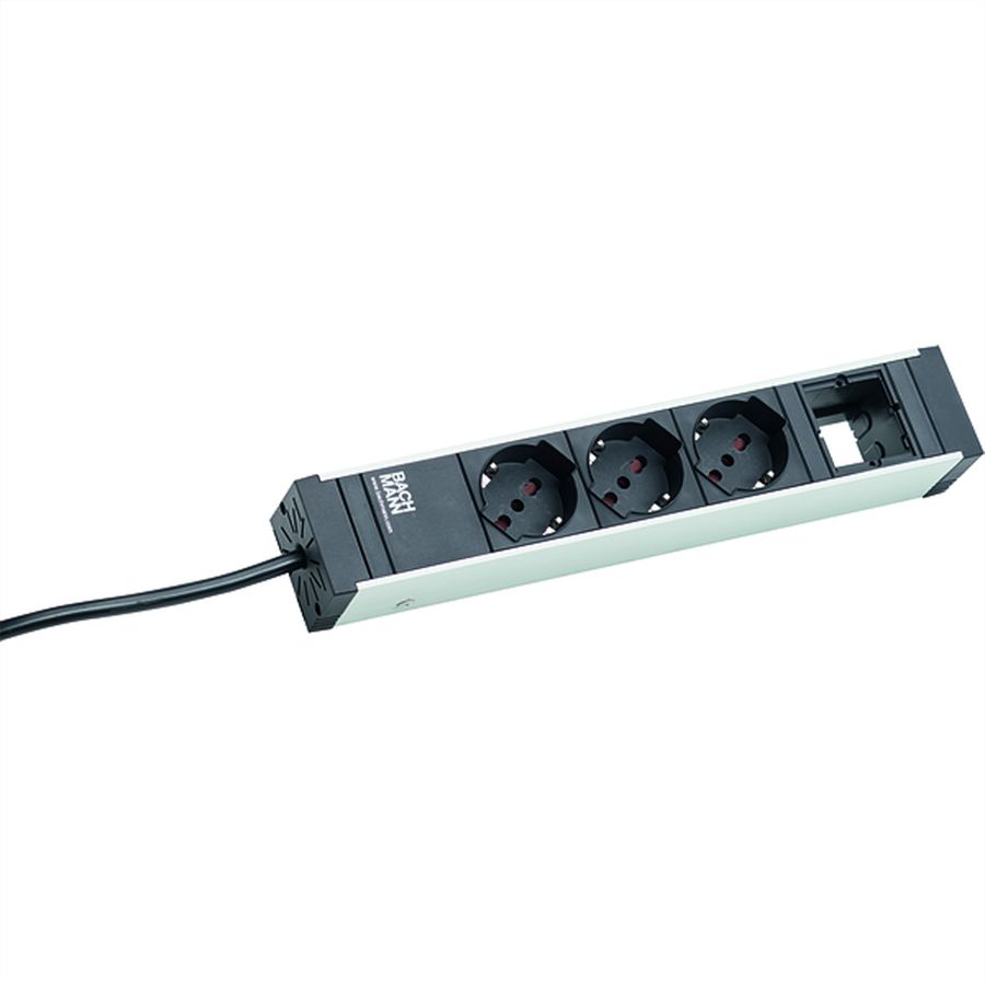BACHMANN UNIVERSAL 3xP40 1xCM voeding 3,0m, Italië