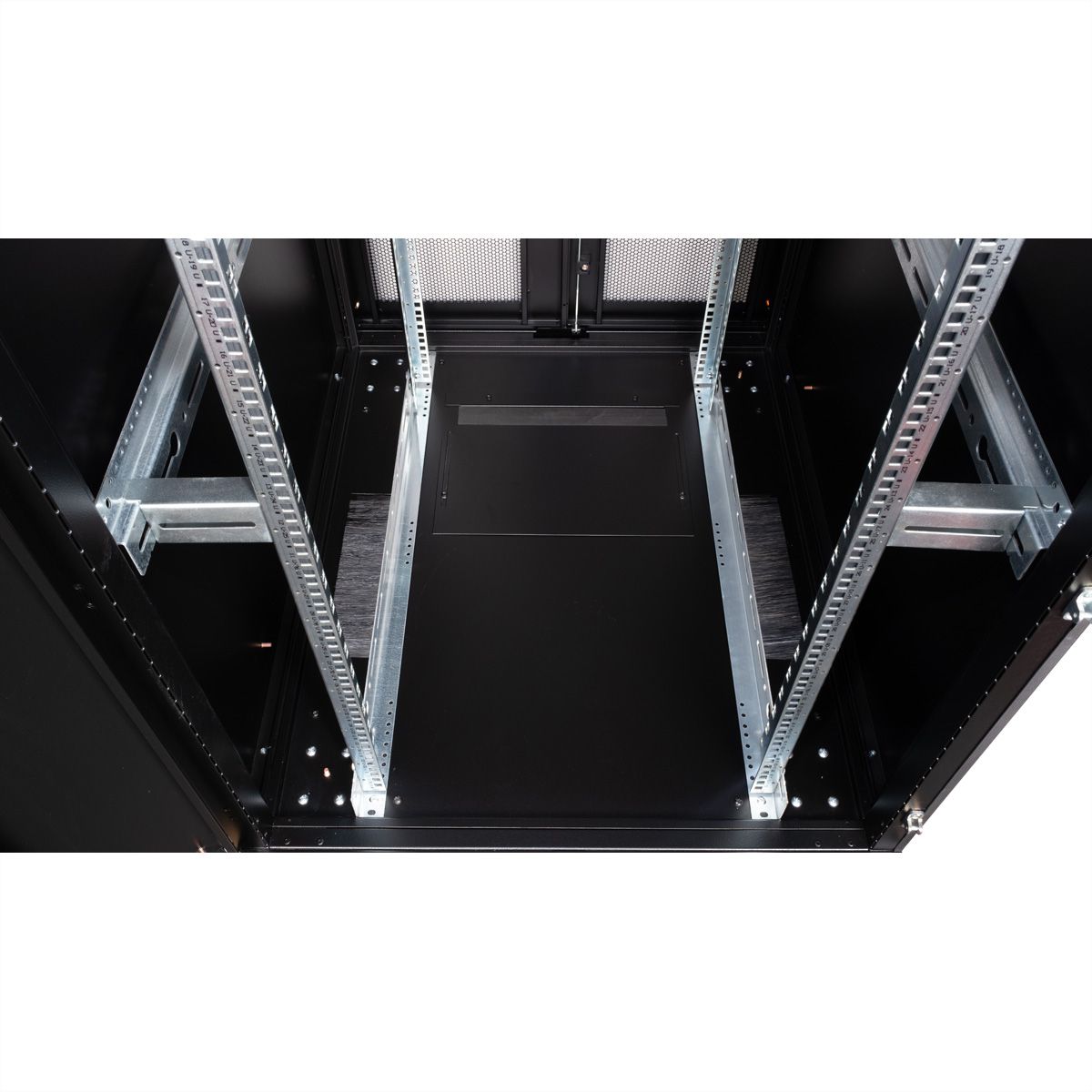 ROLINE 19-inch server rack Pro 36 U, 800x1000 WxD black