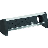 BACHMANN DESK 2xUK 3.15A 1xCM GST18, United Kingdom