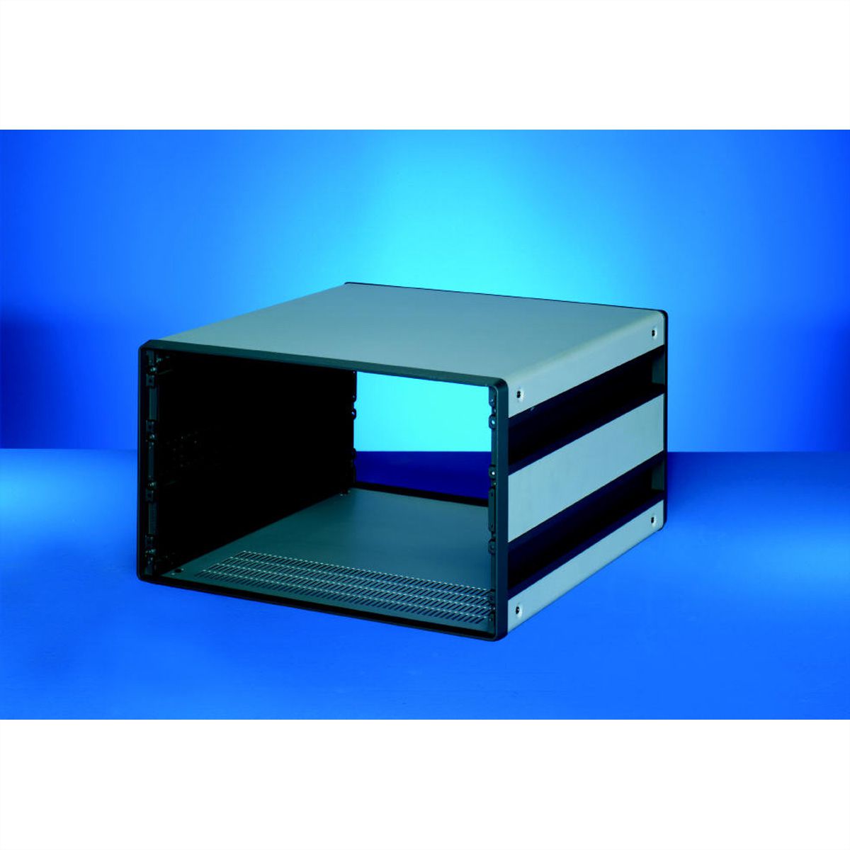 SCHROFF CompacPRO Desktop, niet-afgeschermde 6 HE, 84 HE, 391 mm