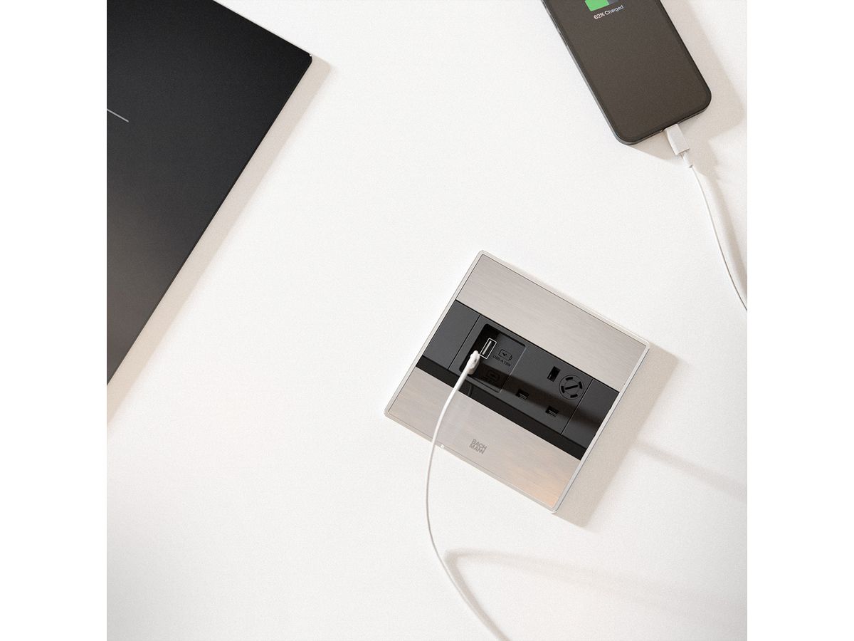 BACHMANN SENSE stainless steel look 1x UK, 1x USB A/C L=2.0m UK13A