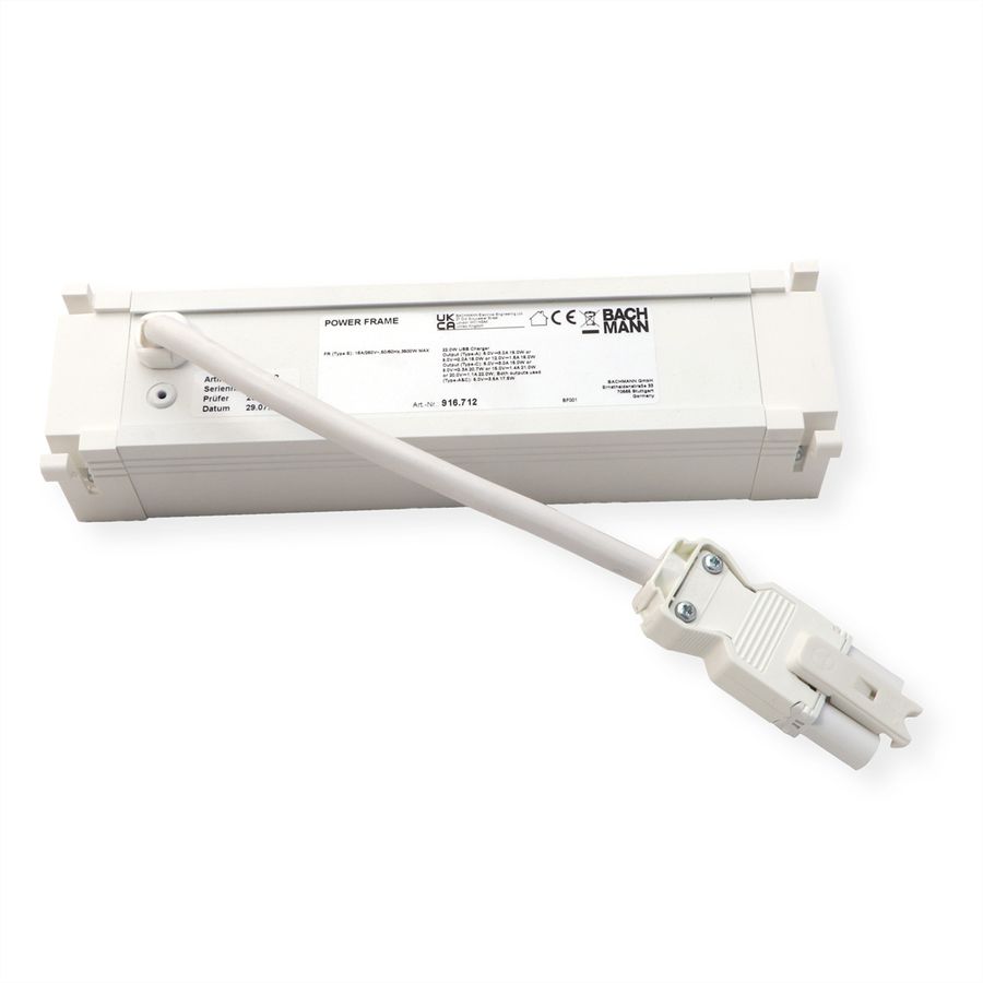 BACHMANN POWER FRAME 2xUTE 1xUSB A/C 22W 0.2m GST18