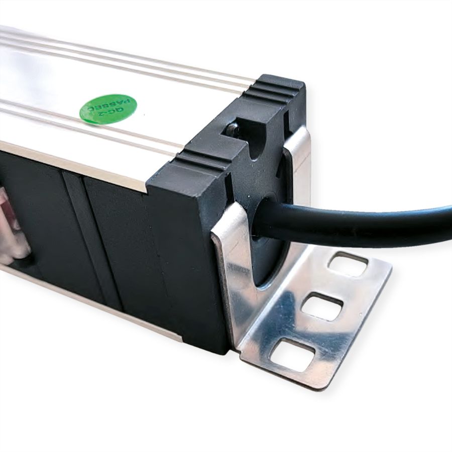 VALUE 19" PDU for Cabinets, 7x, 4000W, CEE 7/7 German Type Plug, 1.8 m