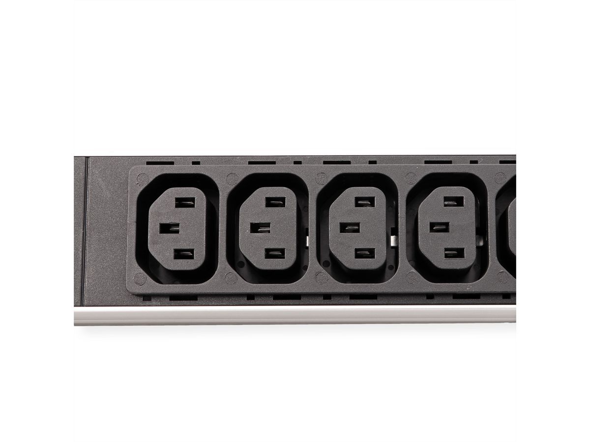 BACHMANN 19" 1HE 12x C13 1x aansluitblok