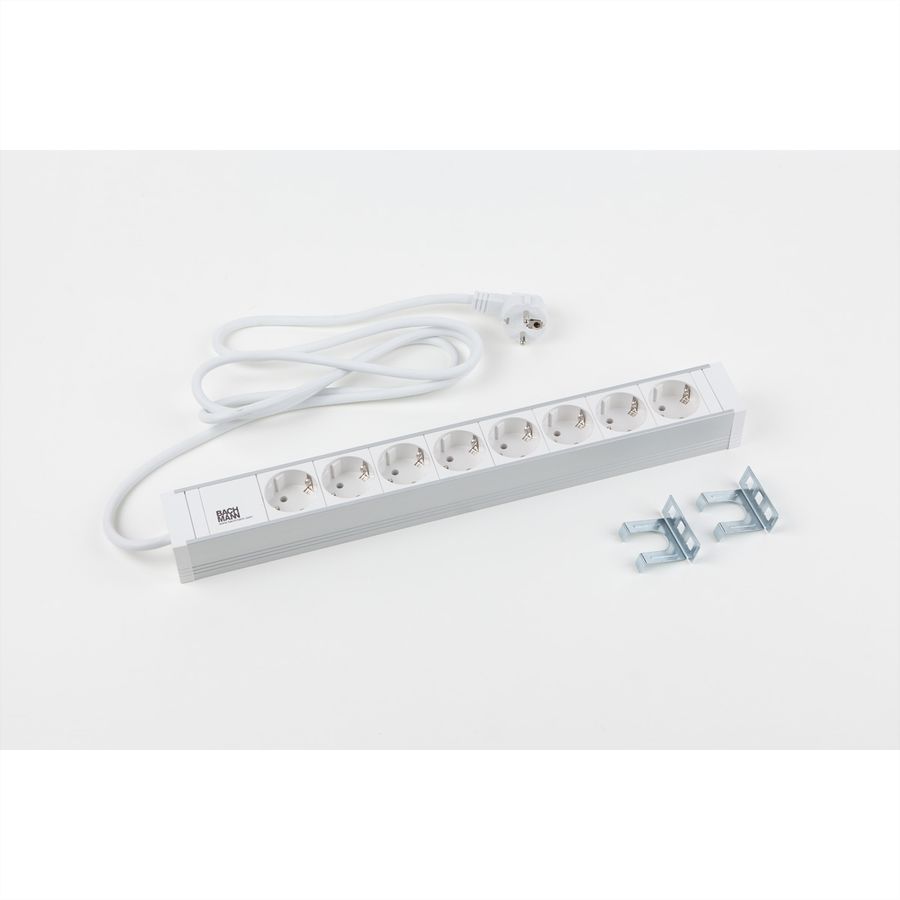 BACHMANN 19" 1,5U 8xCEE7/3 ws voeding 2,0m CEE7/7