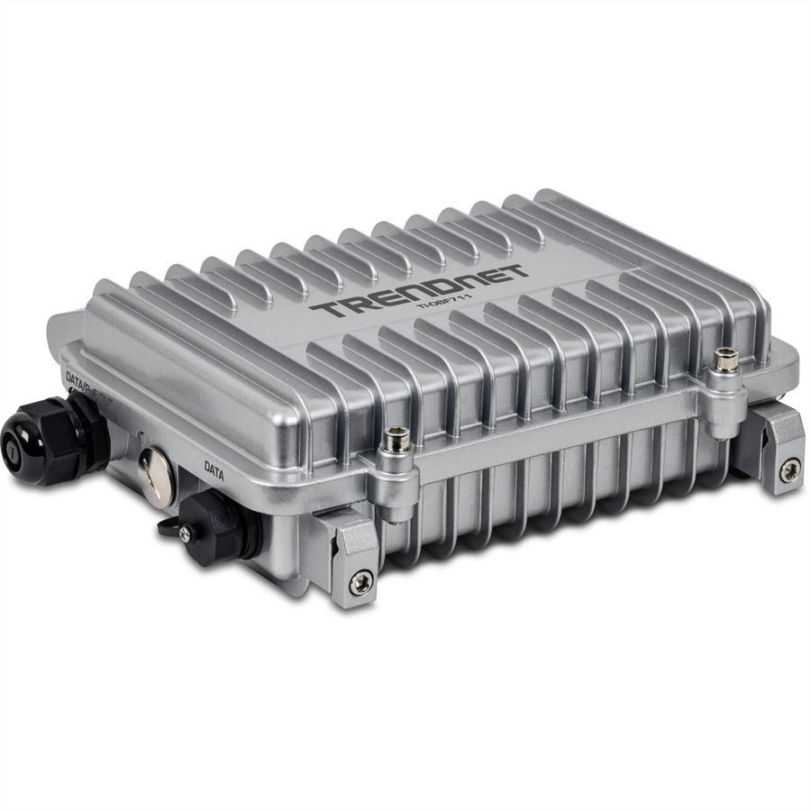 TRENDnet TI-OBF711 Industrial Outdoor 10G SFP+ to 10G PoE++ Media Converter (95W)