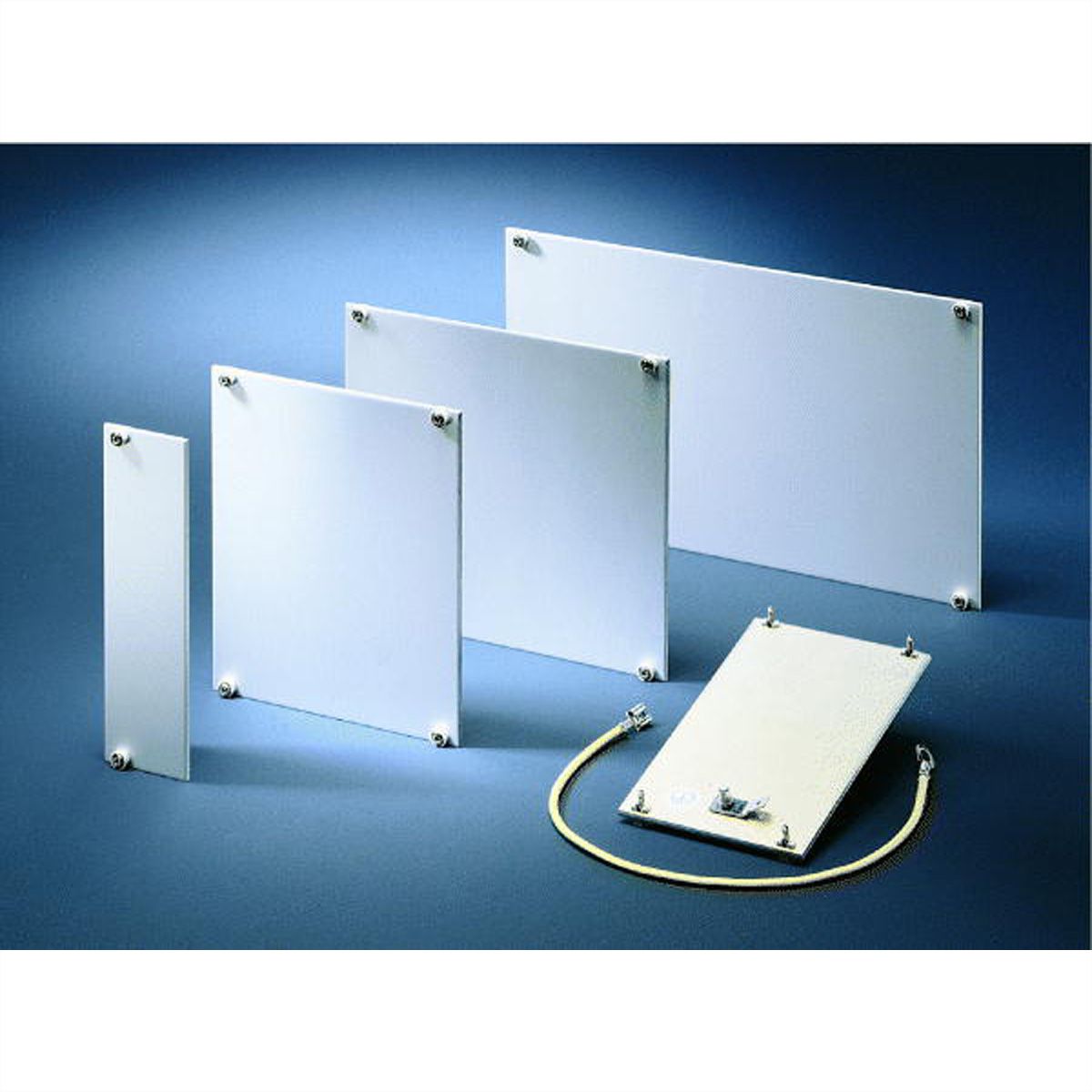 SCHROFF Front Panel, Unshielded, with Fastener Pin, 3 U, 14 HP, 2.5 mm, Al, Front Anodized, Rear Conductive