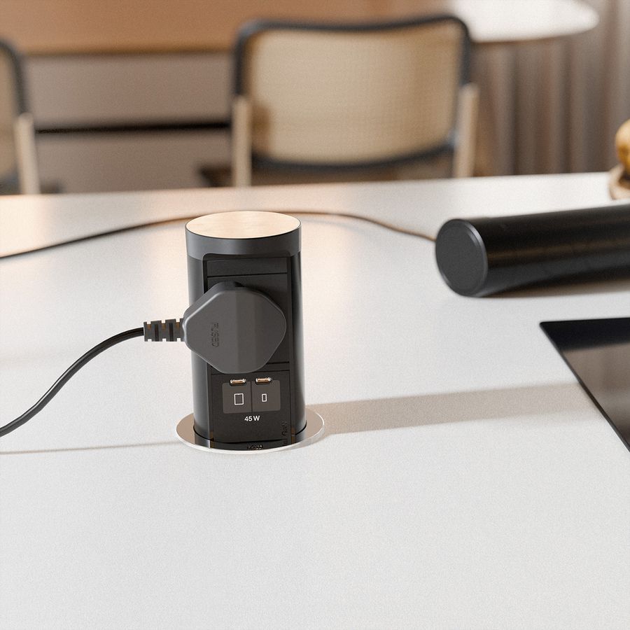 BACHMANN ELEVATOR2 1xUK 1xUSB, 1xUSB C/C 45W Stainless Steel Look L=2m UK13A