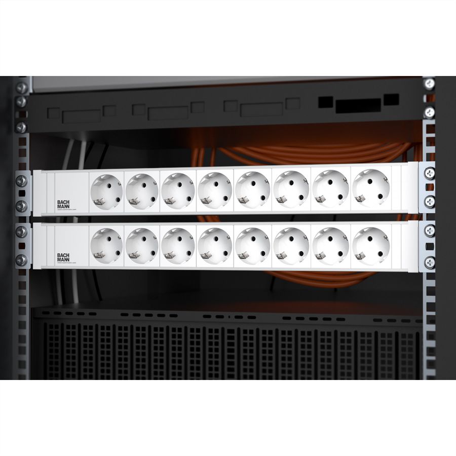 BACHMANN 19" 1,5U 8xCEE7/3 ws voeding 2,0m CEE7/7