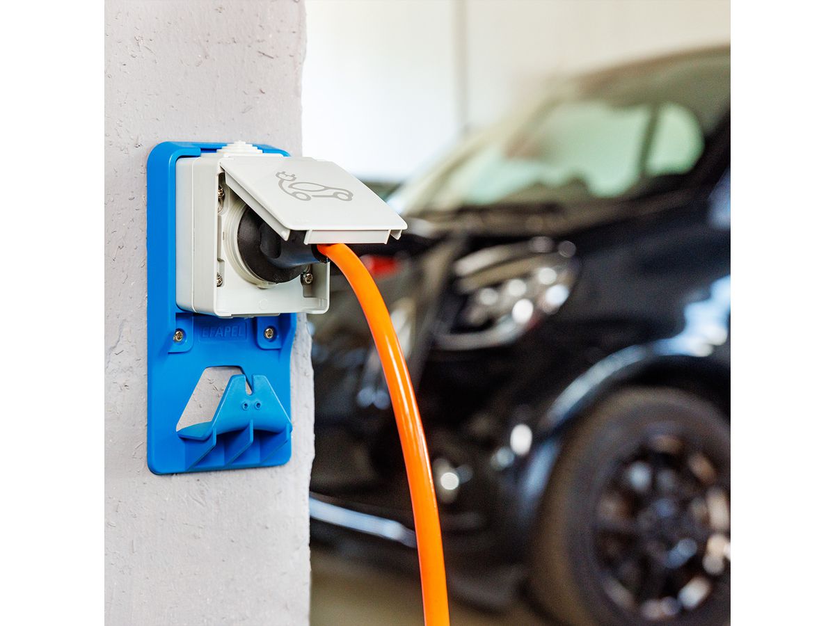 BACHMANN EARTHED CAR CHARGING SOCKET, Surface-mounted version