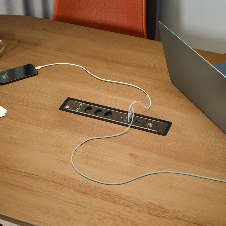 BACHMANN POWER FRAME L 3xCH 0°, 1xUSB C/C 65W 2xCM L=0.2m