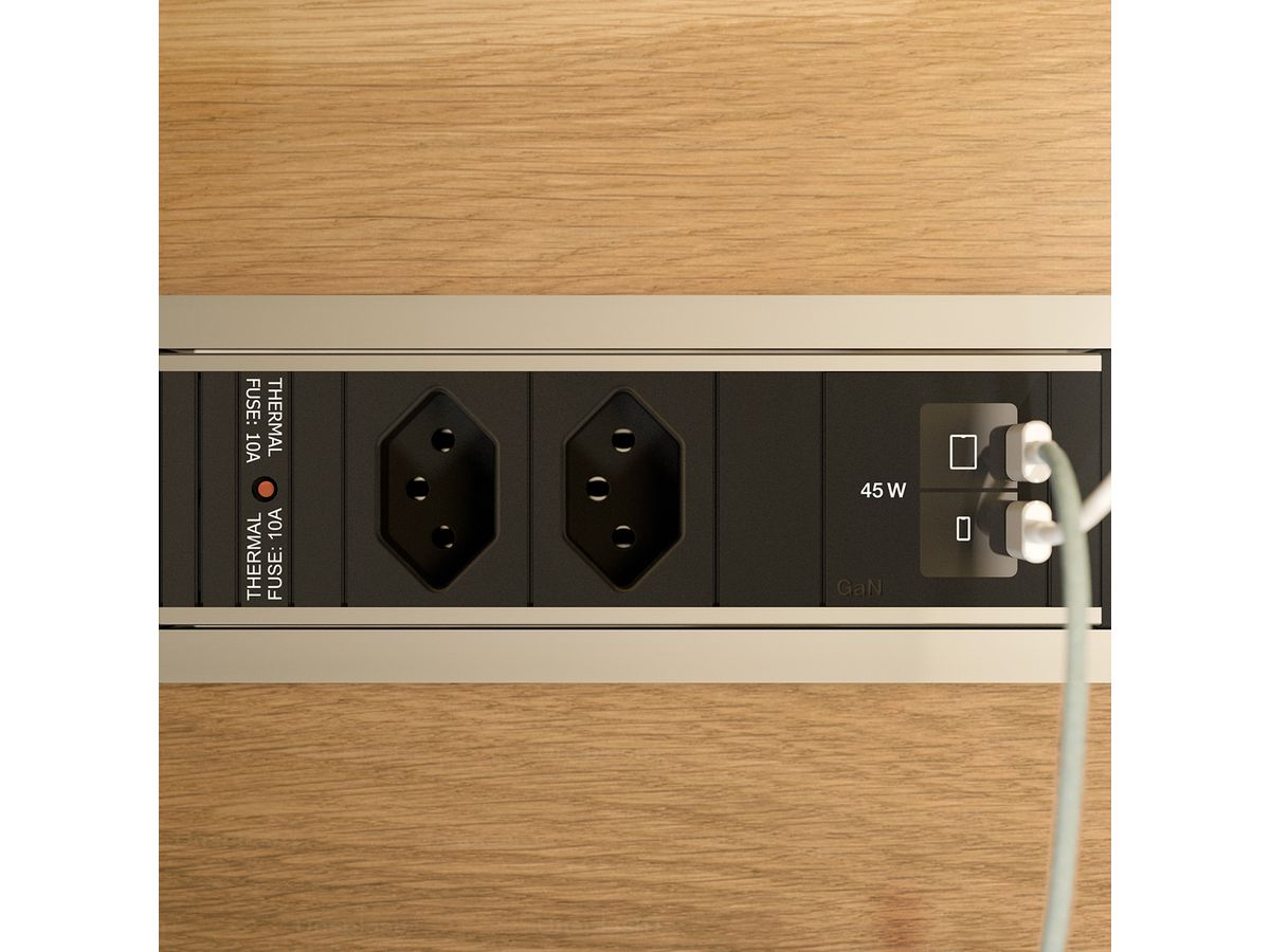 BACHMANN POWER FRAME S 2xCH 0°, 1xUSB C/C 45W L=0.2m