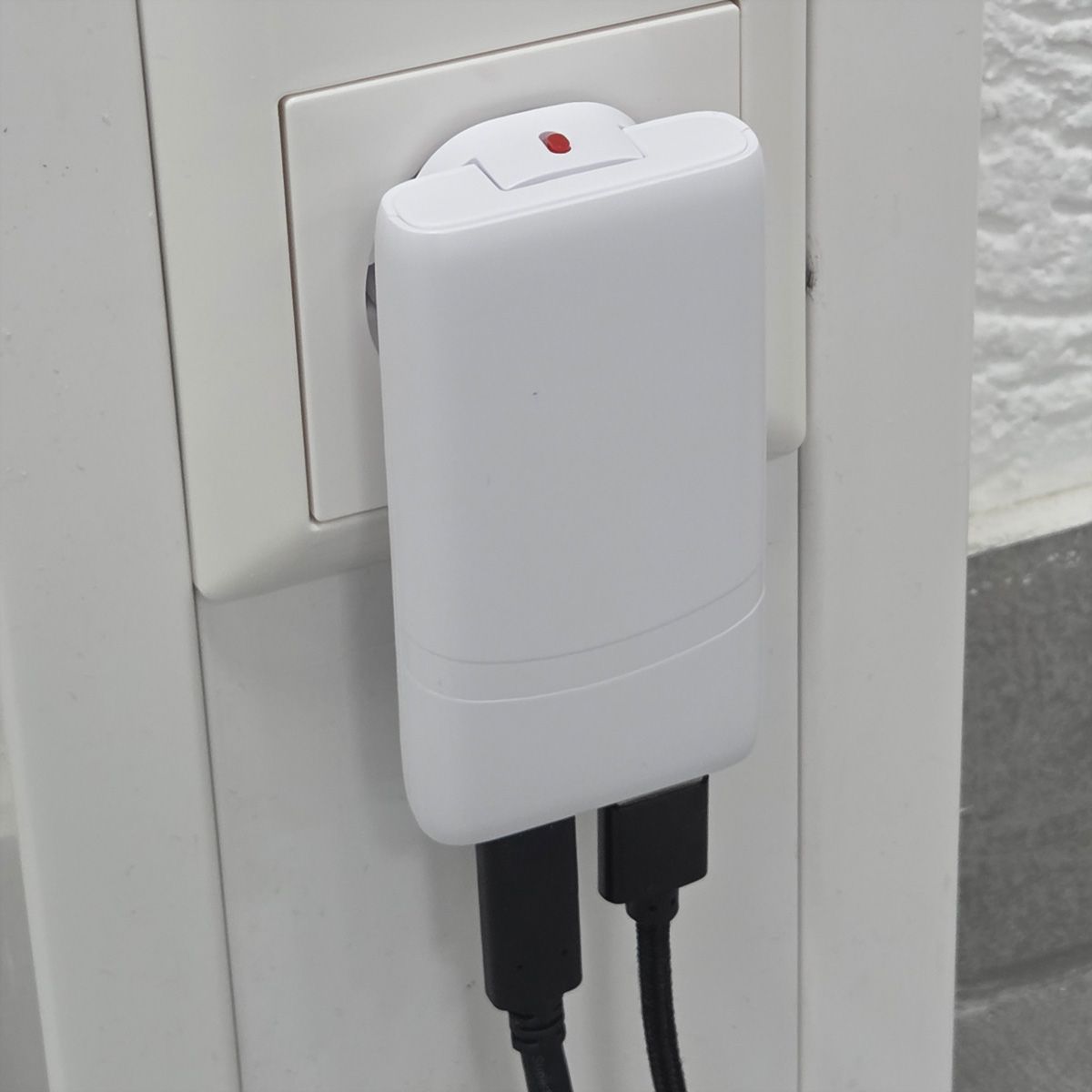 VALUE USB-oplader met Euro-/US-stekker, 2 poorten type A+C, 65W