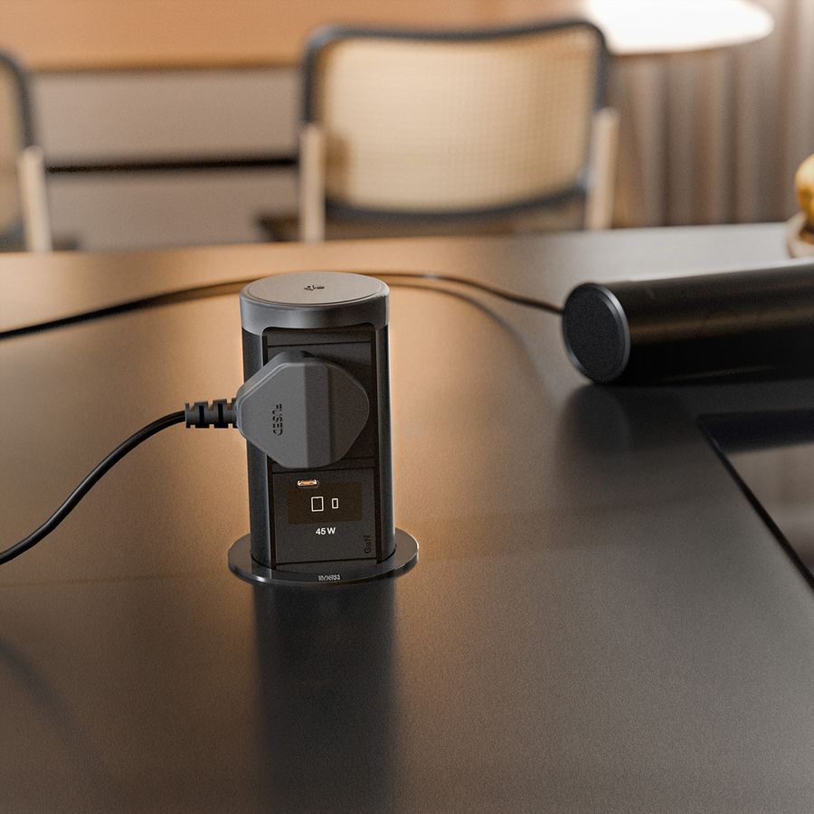 BACHMANN ELEVATOR2 1xUK 1xUSB C, Wireless Charger 15W RAL9005 0.5m ISV