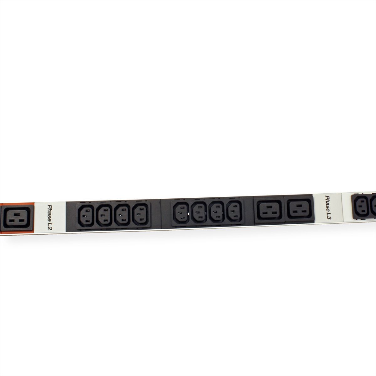 BACHMANN IT PDU Basic 3 x (16 A / 400 V / 50 Hz) 24 x C13 6 x C19)