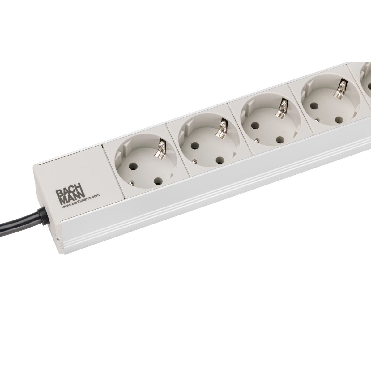 BACHMANN 19" socket strip 9-way, without switch, silver