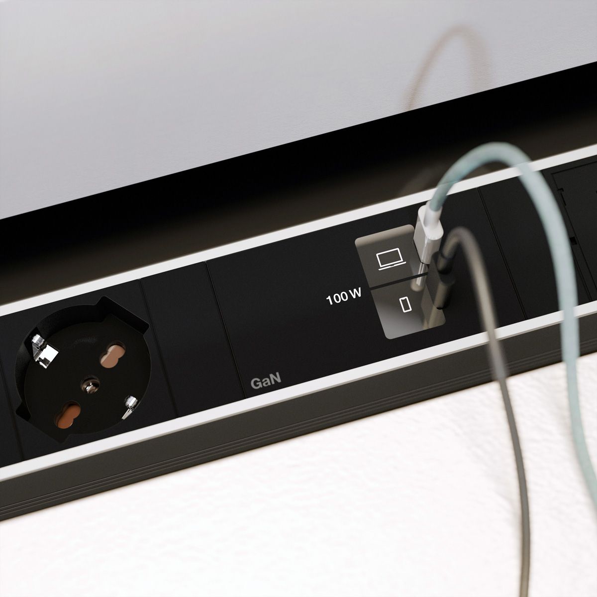 BACHMANN CONFERENCEF XL 3xP40, 1xUSB C/C 100W 2xCM