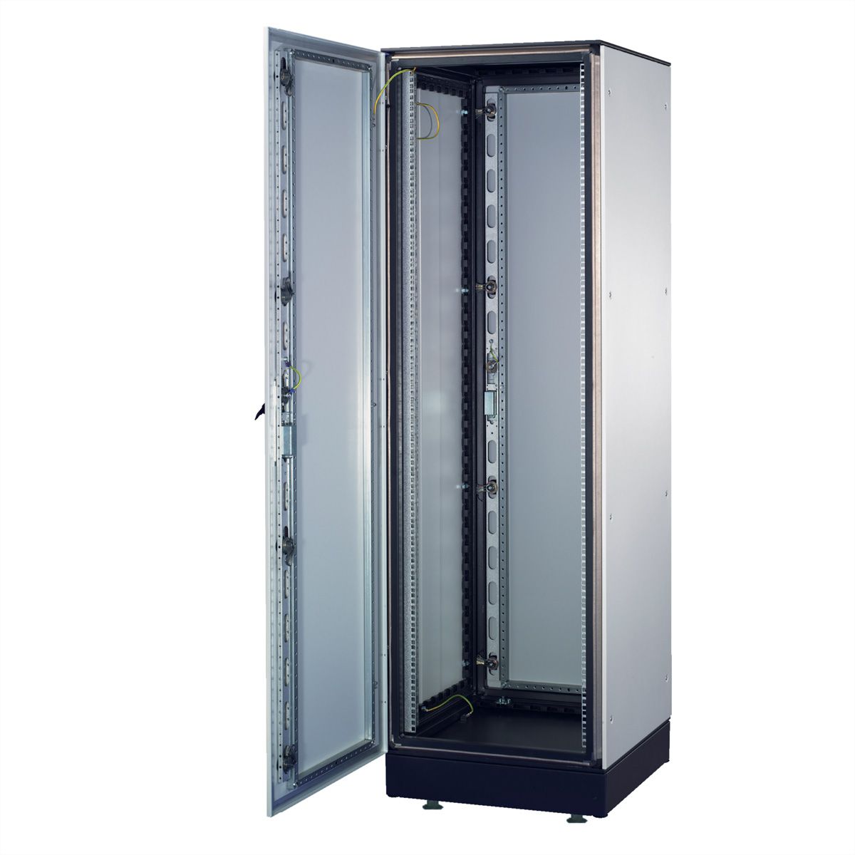 SCHROFF Varistar EMC, IP 55, Base Plate With Cable entry
