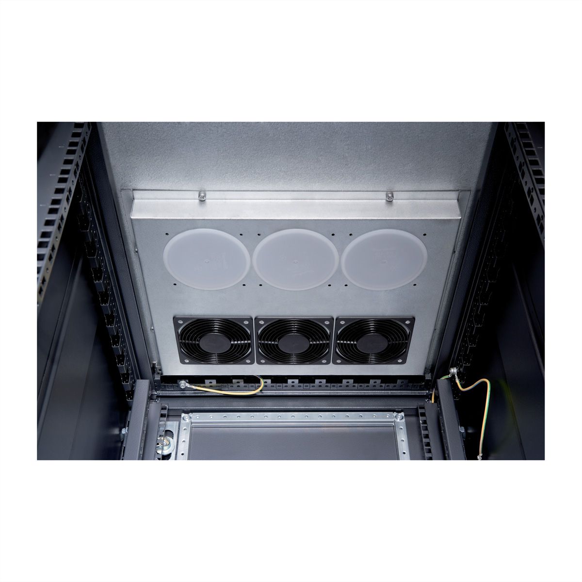 SCHROFF Varistar CP EMC Afdekkap met ventilatorkap, RAL 7021, 600W 800D