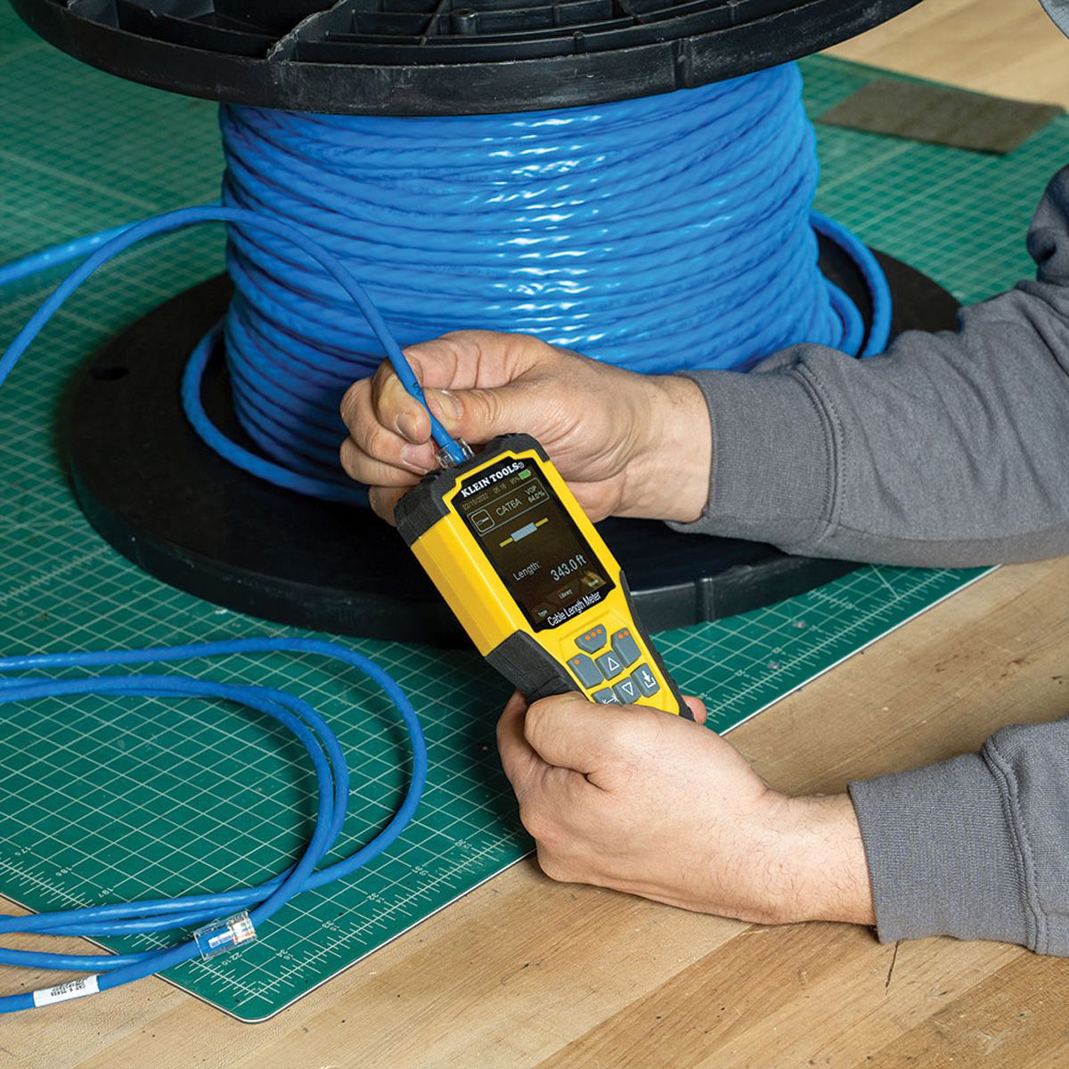 KLEIN TOOLS 501-915 TDR Cable Length Meter