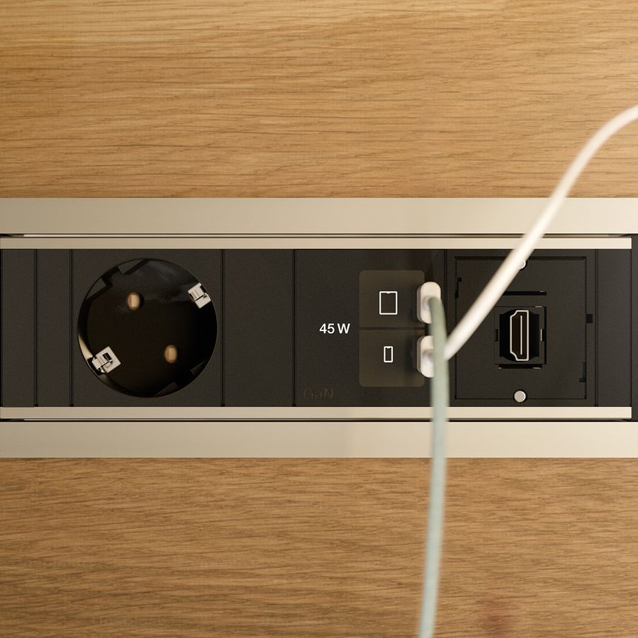 BACHMANN POWER FRAME 1xCEE7/3, 1xUSB C/C 45W 1xCM L=0.2m