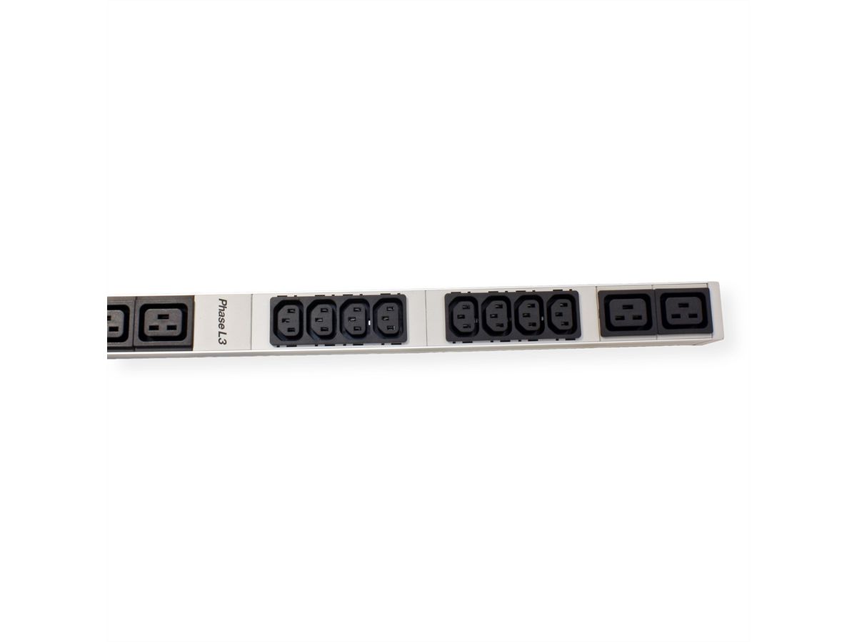 BACHMANN IT PDU Basic 3 x (16 A / 400 V / 50 Hz) 24 x C13 6 x C19)