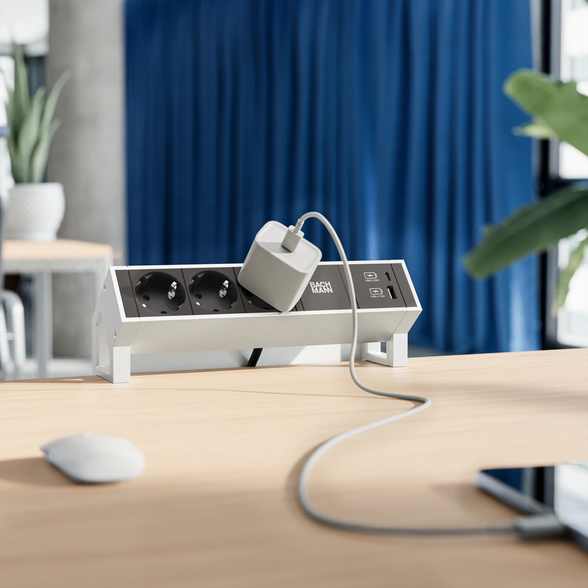 BACHMANN DESK2 3x geaard stopcontact GST18 Inox