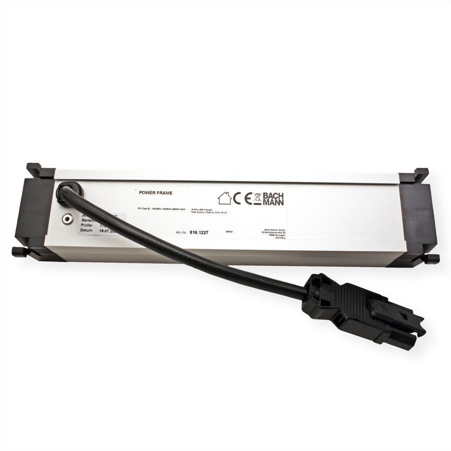 BACHMANN POWER FRAME 3xUTE 1xUSB Charger Strom 0,2m GST18