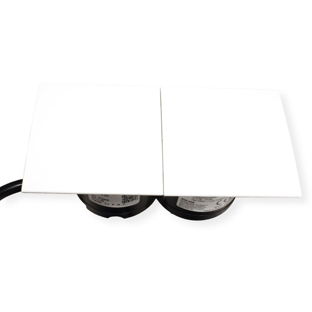 BACHMANN 2xDUE cover white