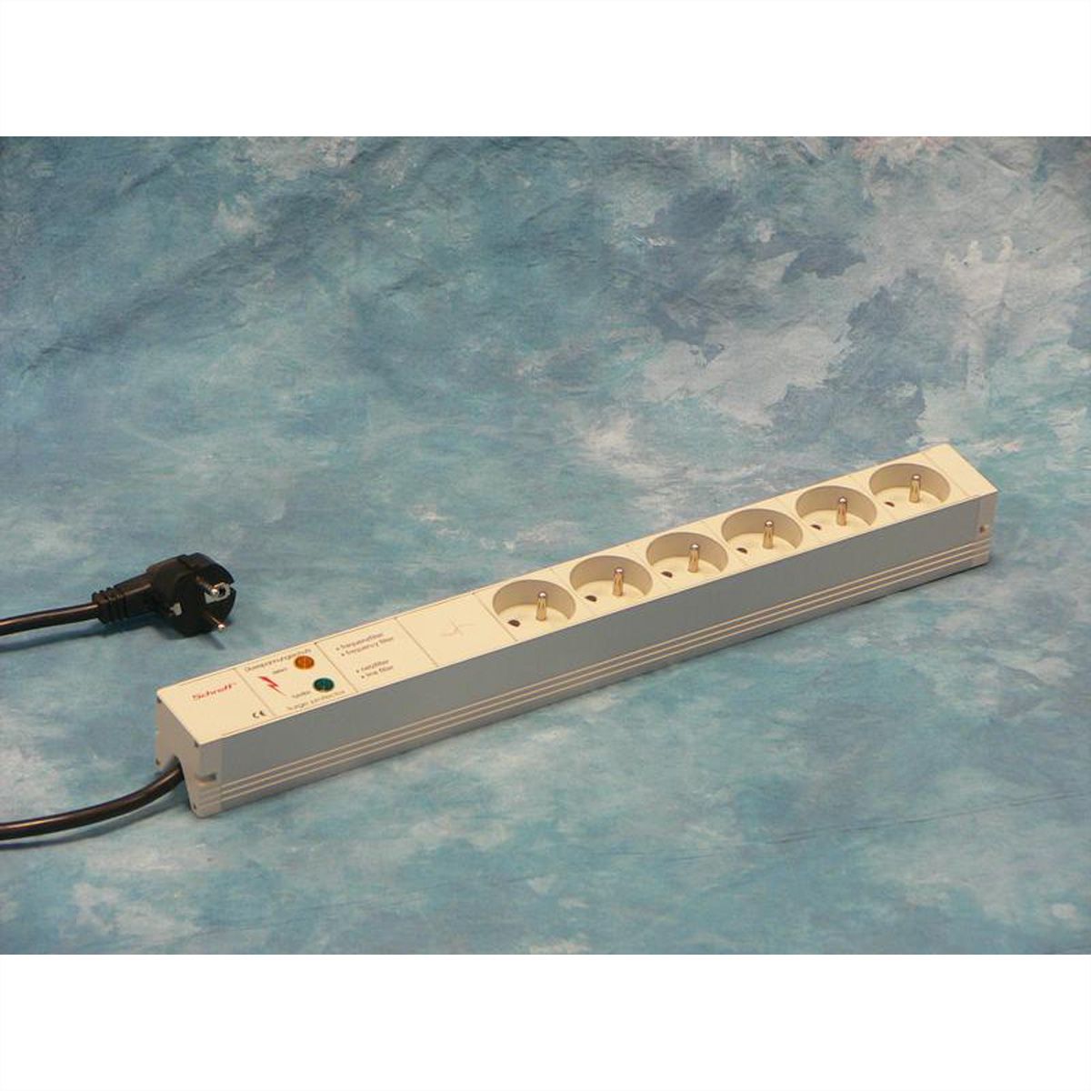 SCHROFF contactdoosstrip UTE, 6 contactdozen, 19", met overstroombeveiliging en netonderdrukkingsfilter