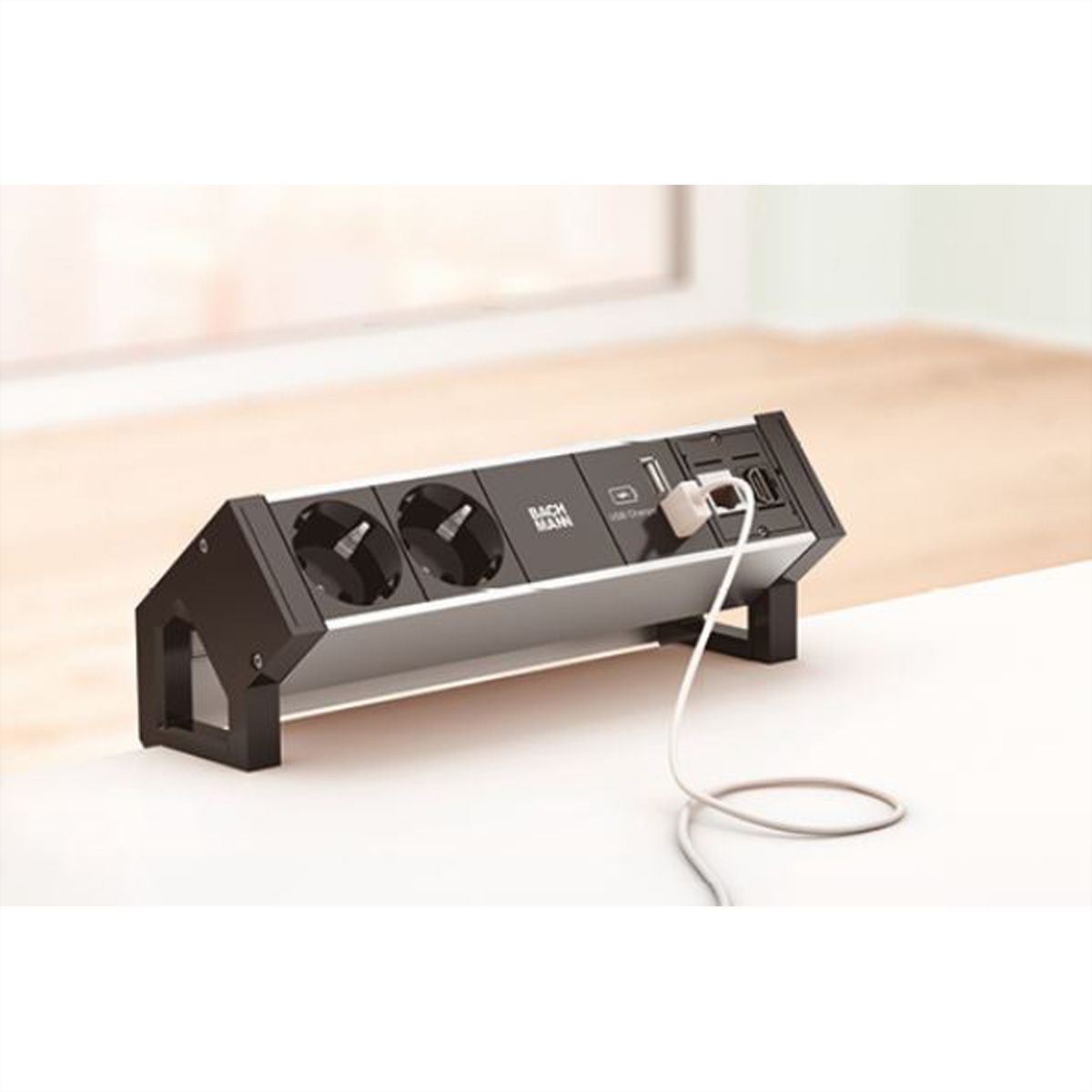 BACHMANN DESK2 ALU BLACK 2x earthing contact 1x USB charger 1x ABD GST18
