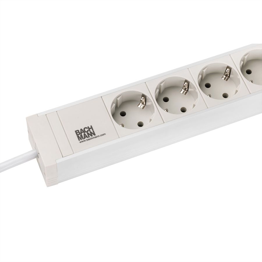 BACHMANN 19'' PVC 8x socket strip with earthing contact, 2.0m earthing contact plug
