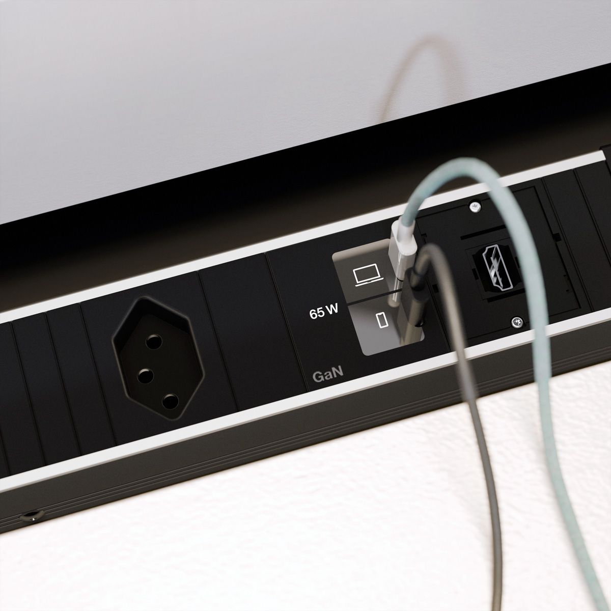 BACHMANN CONFERENCEF M 1xCH 0°, 1xUSB C/C 65W 1xCM